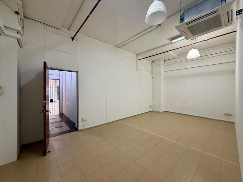 Shun Li Industrial Complex, 705 Sims Drive, 3,294 sqft, Light Industrial (B1) For Rent, by Toh Ghee Chuan, 500165506 - Interior - CommercialGuru.com.sg