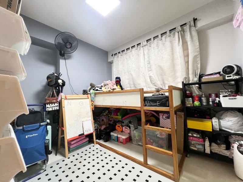 468B Bukit Batok West Avenue 9, 468B Bukit Batok West Avenue 9, 2 Bedrooms, 732 sqft, HDB Flat For Sale, by Ng Jun Wei, 500165511 - Bedroom - PropertyGuru.com.sg