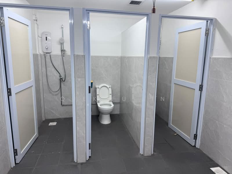 Kian Teck Rd, , 14,273 sqft, Factory / Workshop (B2) For Sale, by Quek Fu Jin, 500165532 - Brand new toilet - CommercialGuru.com.sg