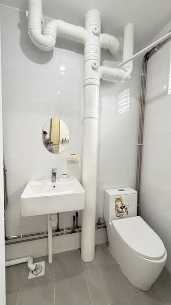 438 Fajar Road, 438 Fajar Road, 3 Bedrooms, 1,119 sqft, HDB Flat For Sale, by Joe Ng Xu Hong 黄緒汯, 500165534 - Bathroom - PropertyGuru.com.sg