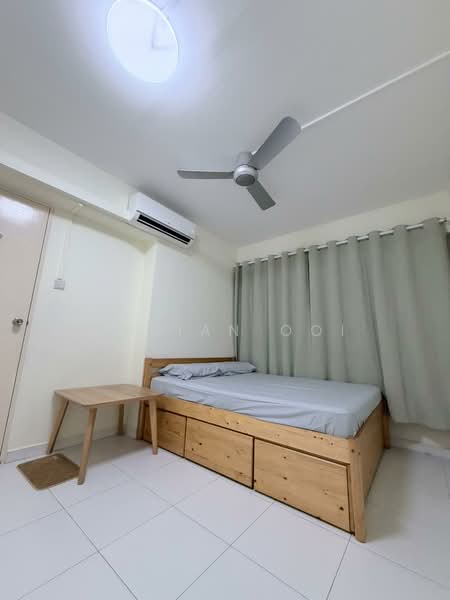 688B Choa Chu Kang Drive, 688B Choa Chu Kang Drive, Room Rental, 200 sqft, HDB Flat For Rent, by Adrian Ooi, 500165543 - Bedroom - PropertyGuru.com.sg