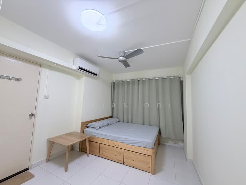 688B Choa Chu Kang Drive, 688B Choa Chu Kang Drive, Room Rental, 200 sqft, HDB Flat For Rent, by Adrian Ooi, 500165543 - Bedroom - PropertyGuru.com.sg