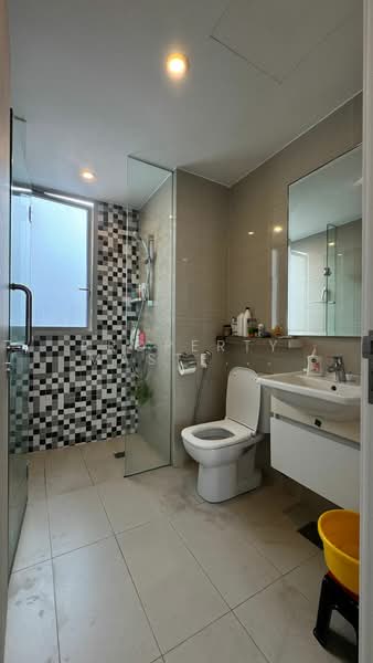 Sea Esta, 20 Pasir Ris Link, 3 Bedrooms, 1,216 sqft, Condominium For Rent, by FERN, 500165554 - Bathroom - PropertyGuru.com.sg