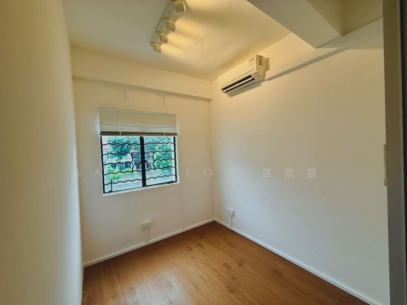 Freehold no gst no maintenance renovated, , 800 sqft, Office For Sale, by Laven Loo 吕欣颐, 500165555 - CommercialGuru.com.sg