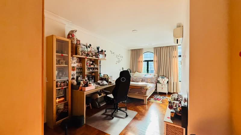 5 mins to mrt freehold semi d 3 storeys, , 7 Bedrooms, 3,477 sqft, Semi-Detached House For Sale, by Laven Loo 吕欣颐, 500165560 - PropertyGuru.com.sg