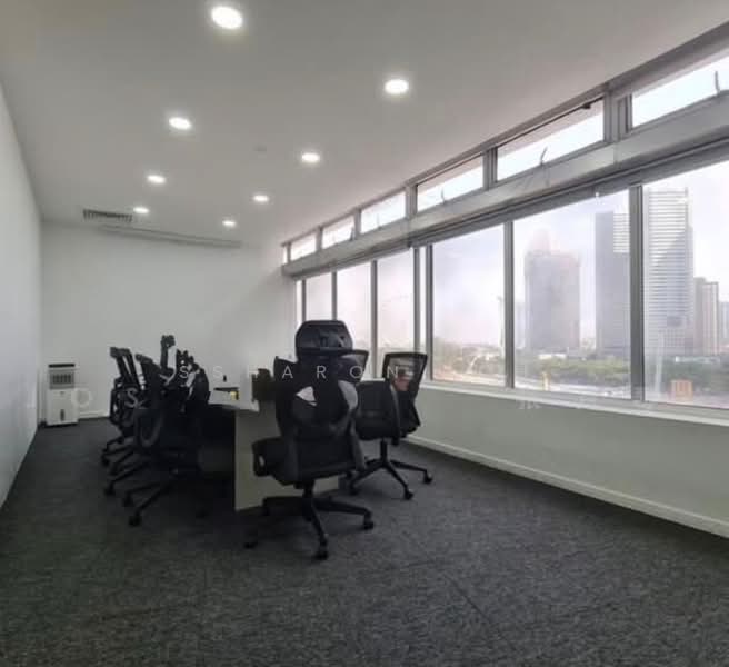 The Plaza, 7500A Beach Road, 1,787 sqft, Office For Sale, by Ssharon Loh, 500165566 - CommercialGuru.com.sg