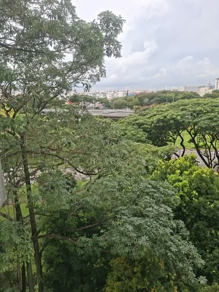 329 Ubi Avenue 1, 329 Ubi Avenue 1, Room Rental, 150 sqft, HDB Flat For Rent, by Irene Tan, 500165568 - View - PropertyGuru.com.sg
