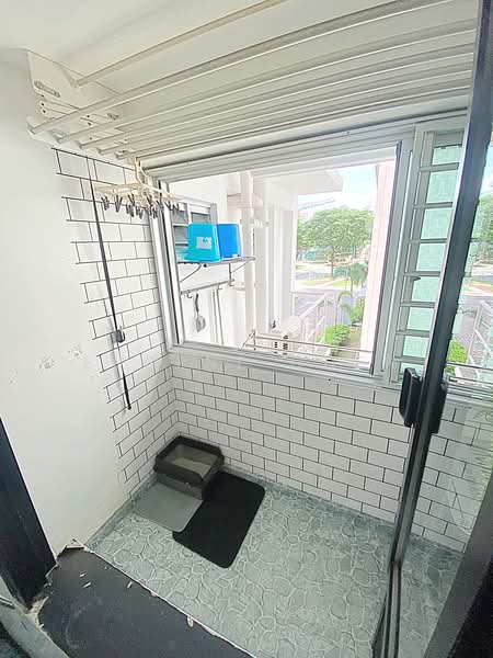 104C Canberra Street, 104C Canberra Street, 3 Bedrooms, 1,001 sqft, HDB Flat For Sale, by Eugene Chen, 500165573 - Balcony - PropertyGuru.com.sg