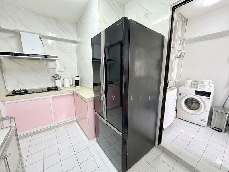 672A Choa Chu Kang Crescent, 672A Choa Chu Kang Crescent, 4 Bedrooms, 1,130 sqft, HDB Flat For Sale, by Melody Liew, 500165585 - Kitchen - PropertyGuru.com.sg