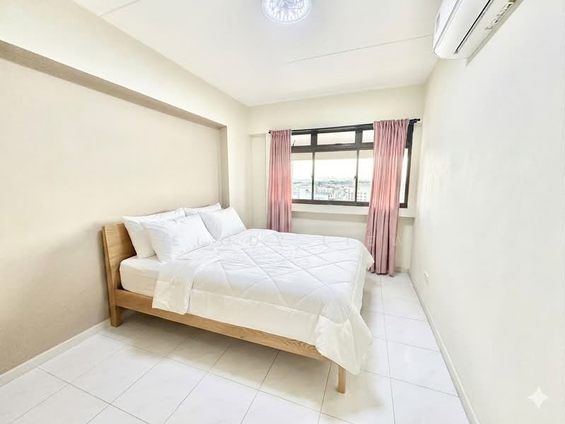 672A Choa Chu Kang Crescent, 672A Choa Chu Kang Crescent, 4 Bedrooms, 1,130 sqft, HDB Flat For Sale, by Melody Liew, 500165585 - Bedroom - PropertyGuru.com.sg