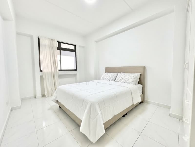 672A Choa Chu Kang Crescent, 672A Choa Chu Kang Crescent, 4 Bedrooms, 1,130 sqft, HDB Flat For Sale, by Melody Liew, 500165585 - Bedroom - PropertyGuru.com.sg