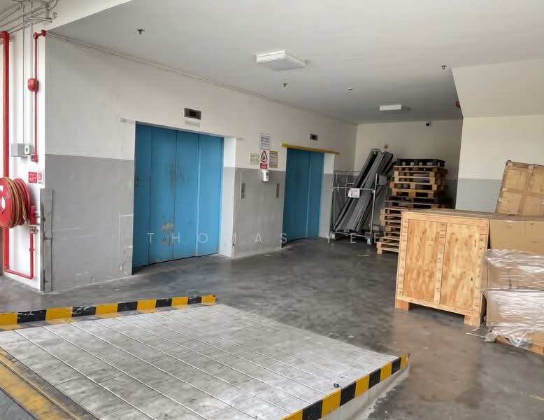 Yenom Industrial Building, 123 Genting Lane, 9,408 sqft, Light Industrial (B1) For Rent, by Thomas Yee, 500165592 - Corridor - CommercialGuru.com.sg
