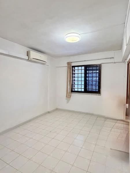149 Silat Avenue, 149 Silat Avenue, 2 Bedrooms, 721 sqft, HDB Flat For Sale, by Florence Lim, 500165595 - Interior - PropertyGuru.com.sg