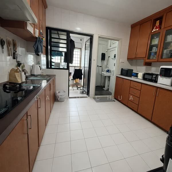 150 Jalan Teck Whye, 150 Jalan Teck Whye, 3 Bedrooms, 1,076 sqft, HDB Flat For Sale, by David Chua, 500165603 - Kitchen - PropertyGuru.com.sg