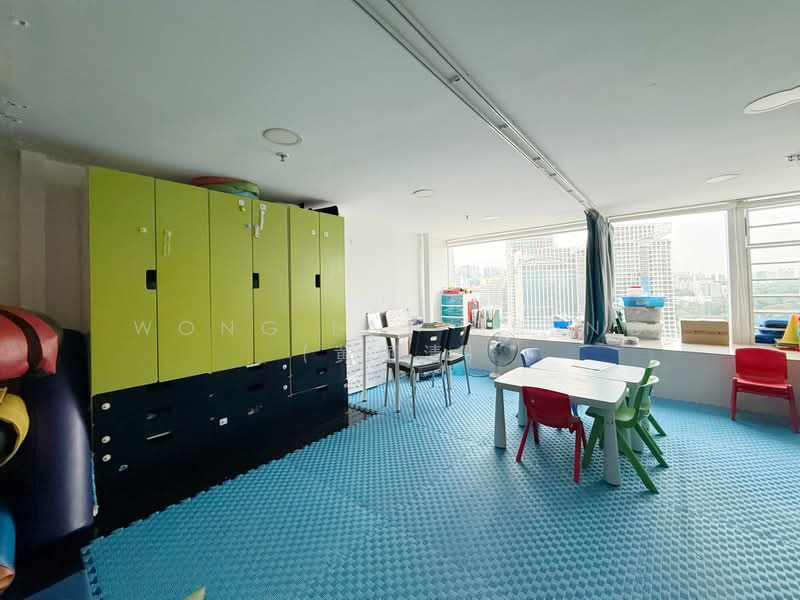 The Central, 8 Eu Tong Sen Street, Boat Quay / Raffles Place / Marina, 635 sqft, Office For Sale, by Wong Lay Cheng (黄丽清), 500165608 - Study - CommercialGuru.com.sg