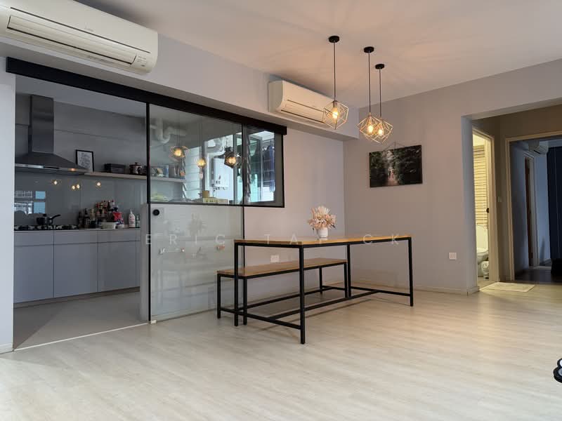 443C Bukit Batok West Avenue 8, 443C Bukit Batok West Avenue 8, 3 Bedrooms, 1,205 sqft, HDB Flat For Sale, by Eric Tay CK, 500165630 - Dining Area - PropertyGuru.com.sg