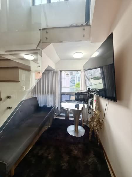 Suites @ Shrewsbury, 84 Shrewsbury Road, 2 Bedrooms, 818 sqft, Condominium For Sale, by Augustine Wee, 500165632 - Living Room - PropertyGuru.com.sg