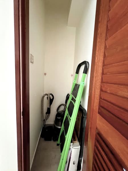 Simei Green Condominium, 11 Simei Street 4, 3 Bedrooms, 1,195 sqft, Condominium For Sale, by Lois Tan, 500165636 - PropertyGuru.com.sg