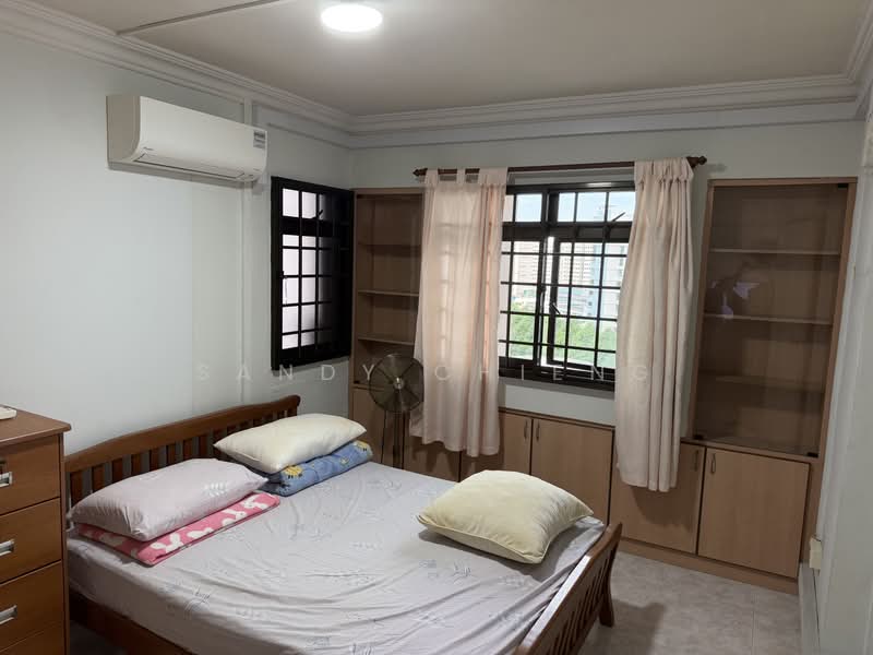 649A Jurong West Street 61, 649A Jurong West Street 61, 3 Bedrooms, 980 sqft, HDB Flat For Rent, by Sandy Chieng, 500165642 - Bedroom - PropertyGuru.com.sg