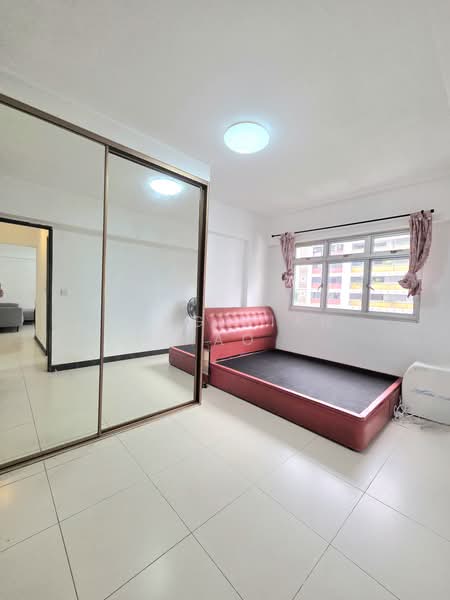 174B Hougang Avenue 1, 174B Hougang Avenue, 2 Bedrooms, 710 sqft, HDB Flat For Sale, by Fong Jian Hao, 500165643 - Bedroom - PropertyGuru.com.sg