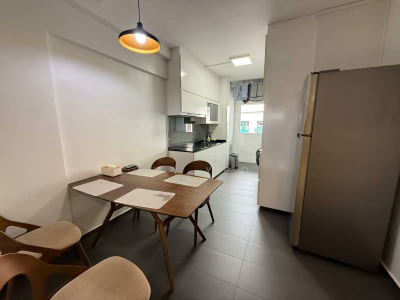 339 Jurong East Avenue 1, 339 Jurong East Avenue 1, 2 Bedrooms, 797 sqft, HDB Flat For Sale, by Ivy Yeo, 500165645 - Kitchen - PropertyGuru.com.sg