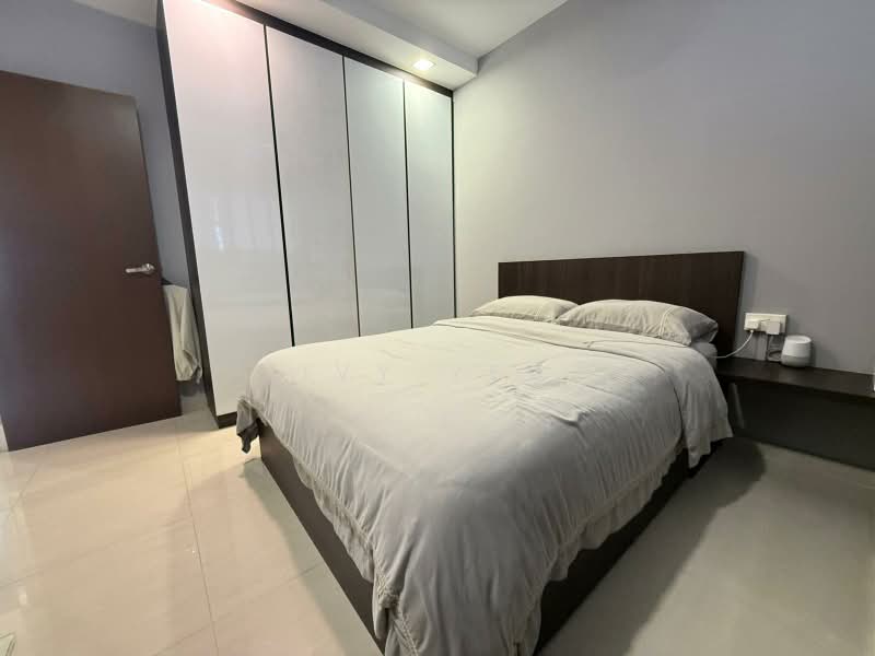 339 Jurong East Avenue 1, 339 Jurong East Avenue 1, 2 Bedrooms, 797 sqft, HDB Flat For Sale, by Ivy Yeo, 500165645 - Bedroom - PropertyGuru.com.sg