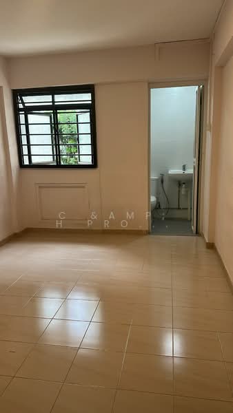 207 Serangoon Central, 207 Serangoon Central, 2 Bedrooms, 689 sqft, HDB Flat For Sale, by JACOB, 500165658 - Interior - PropertyGuru.com.sg