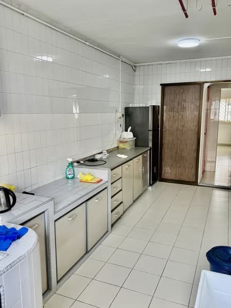 115 Teck Whye Lane, 115 Teck Whye Lane, 2 Bedrooms, 786 sqft, HDB Flat For Sale, by Tony Chia, 500165662 - Kitchen - PropertyGuru.com.sg