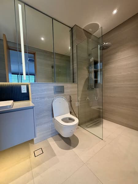 CACTUS CRESCENT, , 6 Bedrooms, 5,471 sqft, Detached House For Rent, by Dane Kau 高国豪, 500165664 - Bathroom - PropertyGuru.com.sg