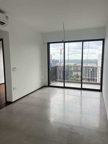 Lentor Modern, 7 Lentor Central, 3 Bedrooms, 980 sqft, Condominium For Rent, by Tee Chee Siang, 500165665 - Balcony - PropertyGuru.com.sg