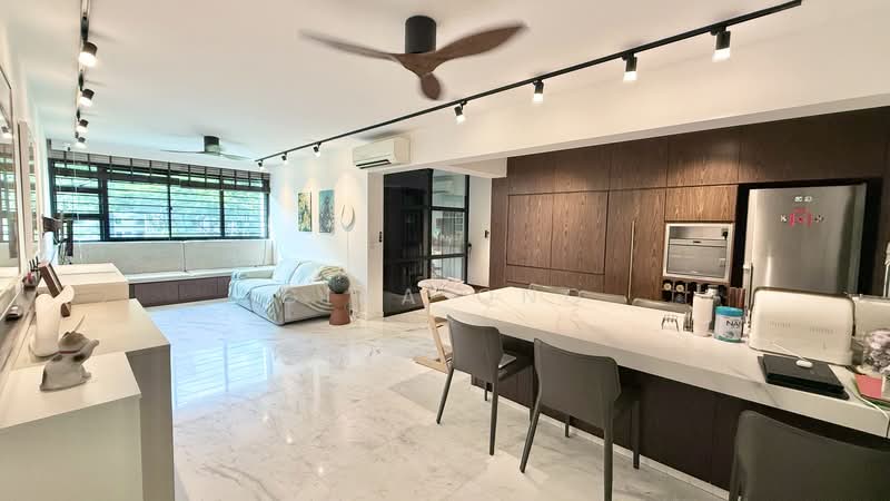 56 Havelock Road, 56 Havelock Road, 3 Bedrooms, 1,227 sqft, HDB Flat For Sale, by Gina Ong, 500165667 - Living Room - PropertyGuru.com.sg