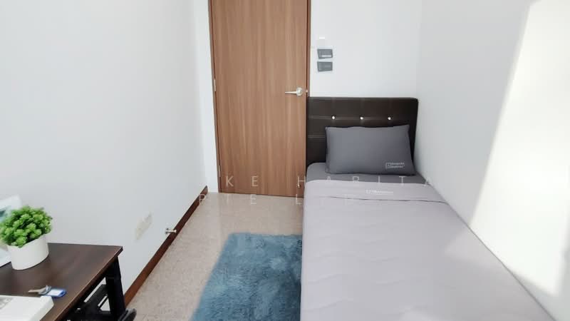 Queens, 10 Stirling Road, Room Rental, 100 sqft, Condominium For Rent, by Bespoke Habitat Pte Ltd, 500165675 - 07-02 CR4 - PropertyGuru.com.sg