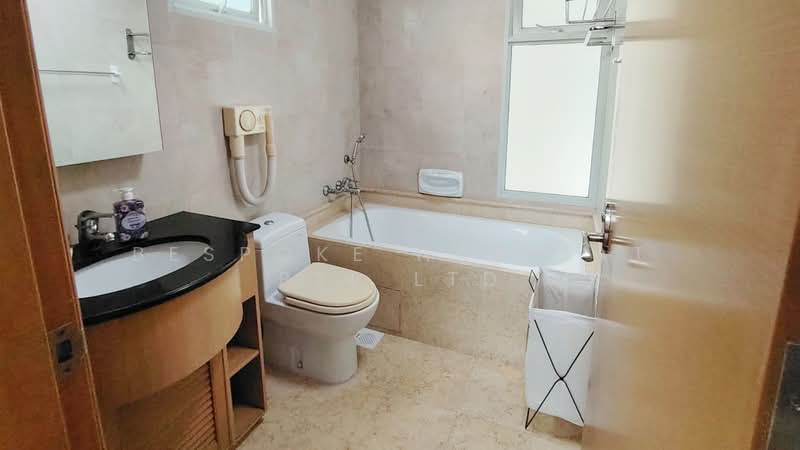 Queens, 10 Stirling Road, Room Rental, 100 sqft, Condominium For Rent, by Bespoke Habitat Pte Ltd, 500165675 - 07-02 MBR6 Bathroom - PropertyGuru.com.sg