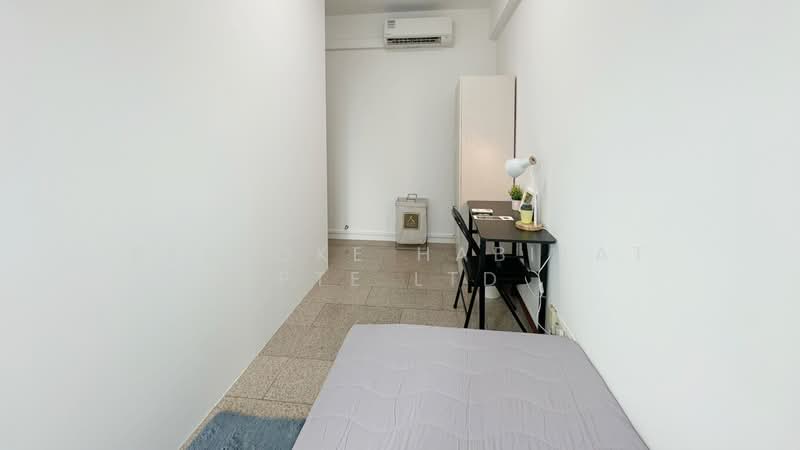 Queens, 10 Stirling Road, Room Rental, 100 sqft, Condominium For Rent, by Bespoke Habitat Pte Ltd, 500165675 - 18-15 CR3 - PropertyGuru.com.sg