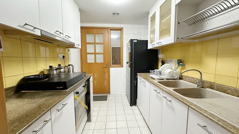 Queens, 10 Stirling Road, Room Rental, 100 sqft, Condominium For Rent, by Bespoke Habitat Pte Ltd, 500165675 - 18-15 Kitchen - PropertyGuru.com.sg