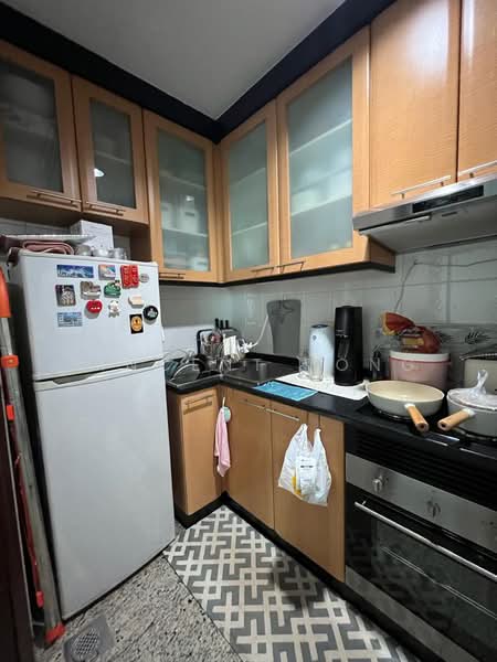 Riverside 48, 48 Robertson Quay, 1 Bedroom, 689 sqft, Condominium For Rent, by Vincent Tong, 500165681 - Kitchen - PropertyGuru.com.sg
