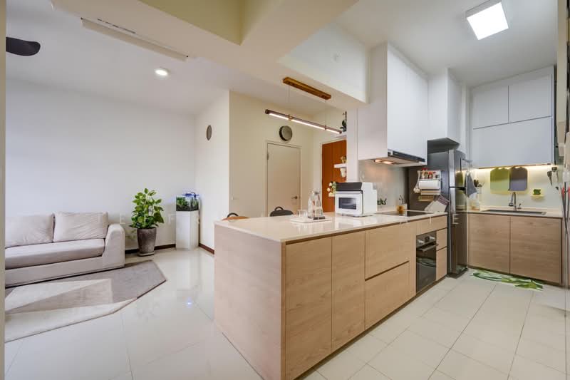 131C Canberra Crescent, 131C Canberra Crescent, 2 Bedrooms, 732 sqft, HDB Flat For Sale, by Jeffri Natawate, 500165688 - Living Room - PropertyGuru.com.sg