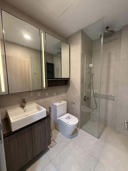 K Suites, 21 Lorong K Telok Kurau, 4 Bedrooms, 1,130 sqft, Apartment For Sale, by Isaac Lee, 500165696 - Bathroom - PropertyGuru.com.sg
