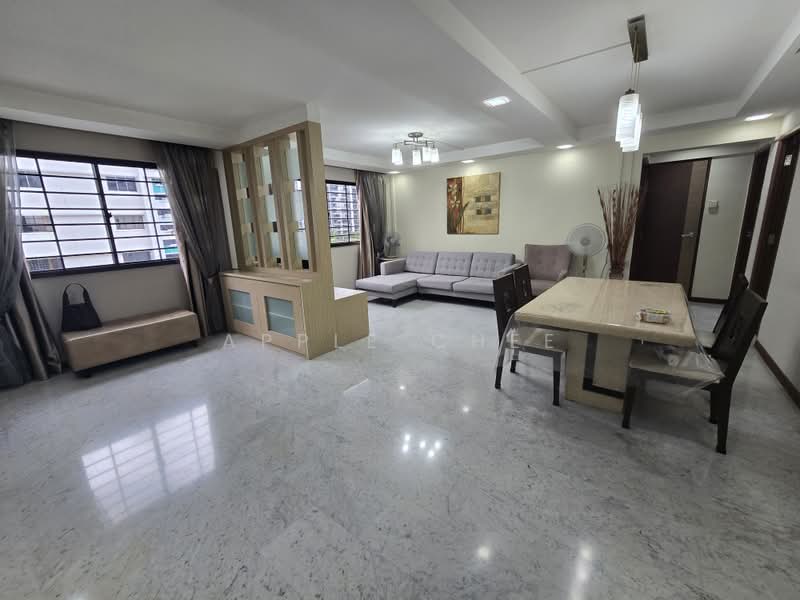 754 Yishun Street 72, 754 Yishun Street 72, 3 Bedrooms, 1,119 sqft, HDB Flat For Sale, by Apple Chee, 500165697 - Living Room - PropertyGuru.com.sg