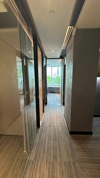 Havelock II, 2 Havelock Road, 1,259 sqft, Office For Rent, by Kaushik Bhanushali, 500165698 - Corridor - CommercialGuru.com.sg