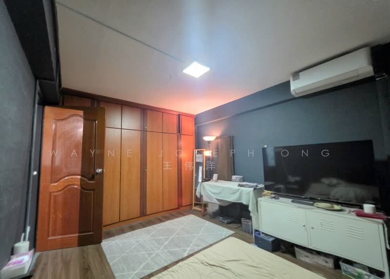 83 Commonwealth Close, 83 Commonwealth Close, 2 Bedrooms, 646 sqft, HDB Flat For Sale, by Wayne Joseph Ong 王伟洋, 500165705 - Bedroom - PropertyGuru.com.sg