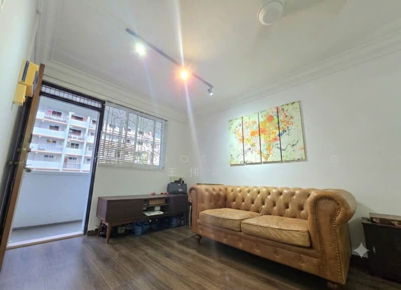 83 Commonwealth Close, 83 Commonwealth Close, 2 Bedrooms, 646 sqft, HDB Flat For Sale, by Wayne Joseph Ong 王伟洋, 500165705 - Living Room - PropertyGuru.com.sg