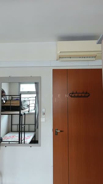 459 Yishun Avenue 11, 459 Yishun Avenue 11, Room Rental, 200 sqft, HDB Flat For Rent, by Vivien Mok (莫琍清), 500165707 - Bedroom - PropertyGuru.com.sg