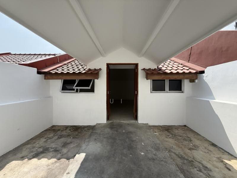 Freehold 3 Sty Shophouse along Jalan Besar Road | Ground floor F&B approved, Farrer Park / Serangoon Rd, 4,136 sqft, Shop / Shophouse For Sale, by Han Hui Ying, 500165709 - Exterior - CommercialGuru.com.sg