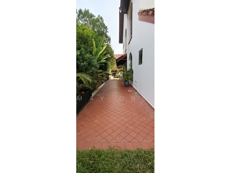 Frankel Estate, Yarrow Garden, 4 Bedrooms, 3,000 sqft, Semi-Detached House For Rent, by May Ong, 500165713 - Exterior - PropertyGuru.com.sg