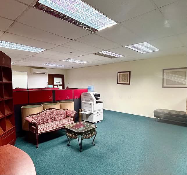Henderson Industrial Park, 203 Henderson Road, 2,125 sqft, Light Industrial (B1) For Rent, by Stan Chung, 500165721 - CommercialGuru.com.sg