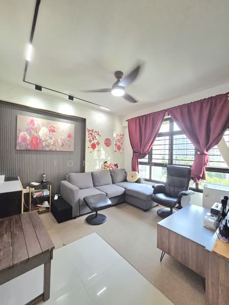 991B Buangkok Link, 991B Buangkok Link, 3 Bedrooms, 1,001 sqft, HDB Flat For Sale, by Fong Jian Hao, 500165725 - Living Room - PropertyGuru.com.sg