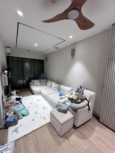 Belgravia Green, Belgravia Drive, 5 Bedrooms, 3,294 sqft, Cluster House For Sale, by Andy Tan, 500165736 - Basement family Room - PropertyGuru.com.sg