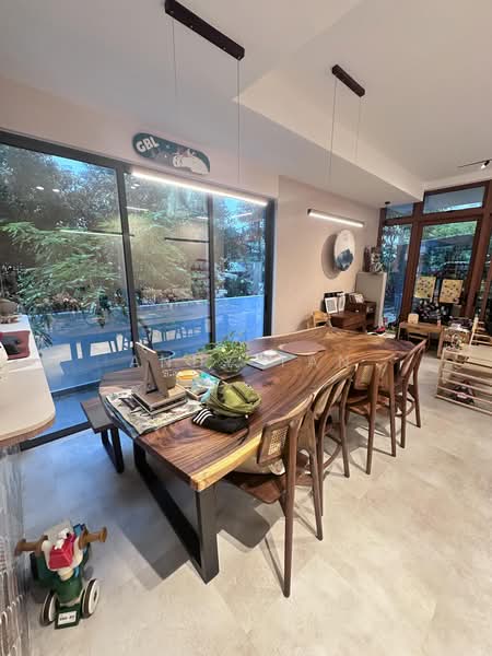 Belgravia Green, Belgravia Drive, 5 Bedrooms, 3,294 sqft, Cluster House For Sale, by Andy Tan, 500165736 - Dining Room - PropertyGuru.com.sg