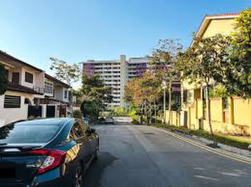 Chip Thye Garden, Yio Chu Kang Gardens, Room Rental, 120 sqft, Terraced House For Rent, by Steven Choo, 500165744 - Exterior - PropertyGuru.com.sg